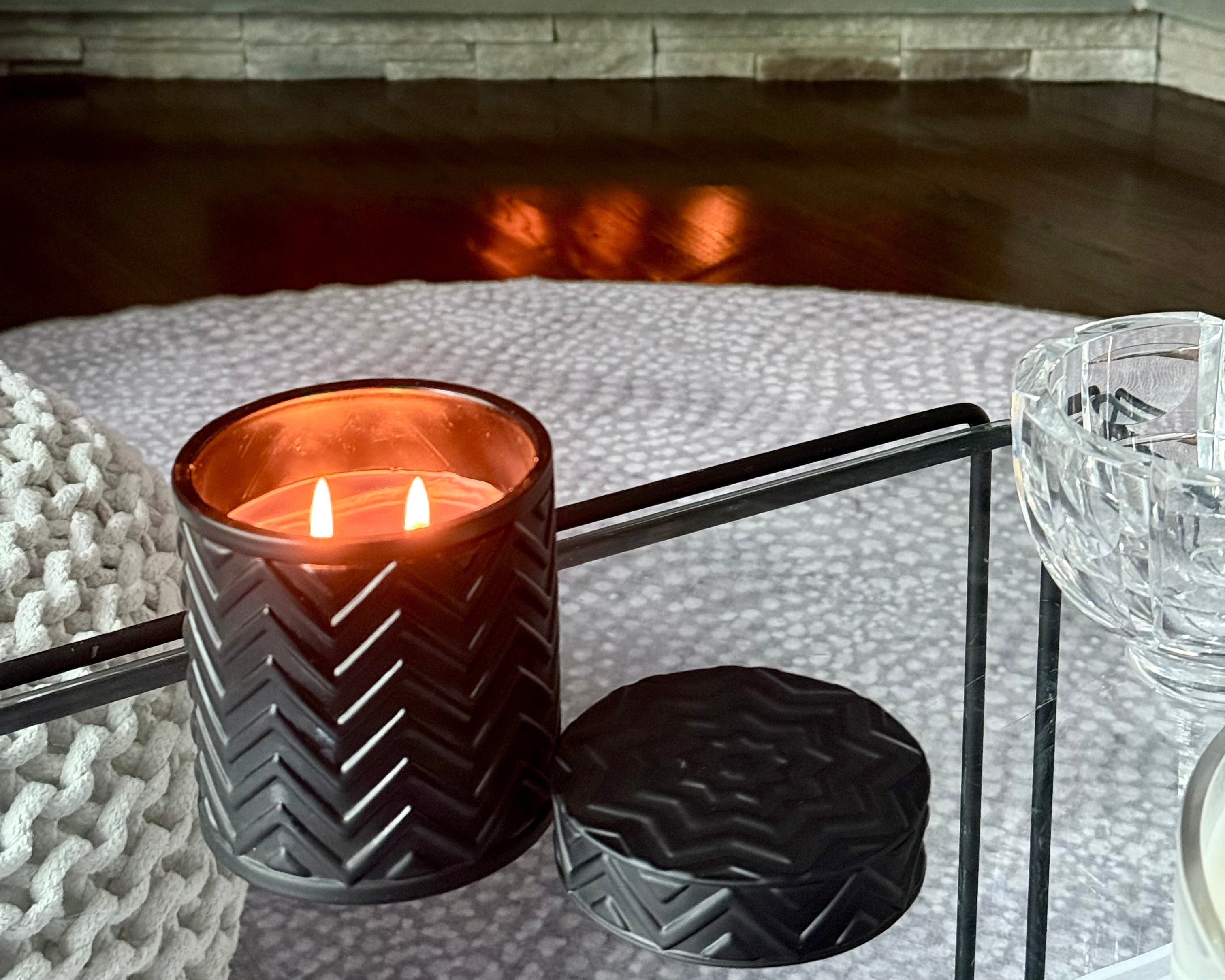 Onyx Moon Candle – Angled