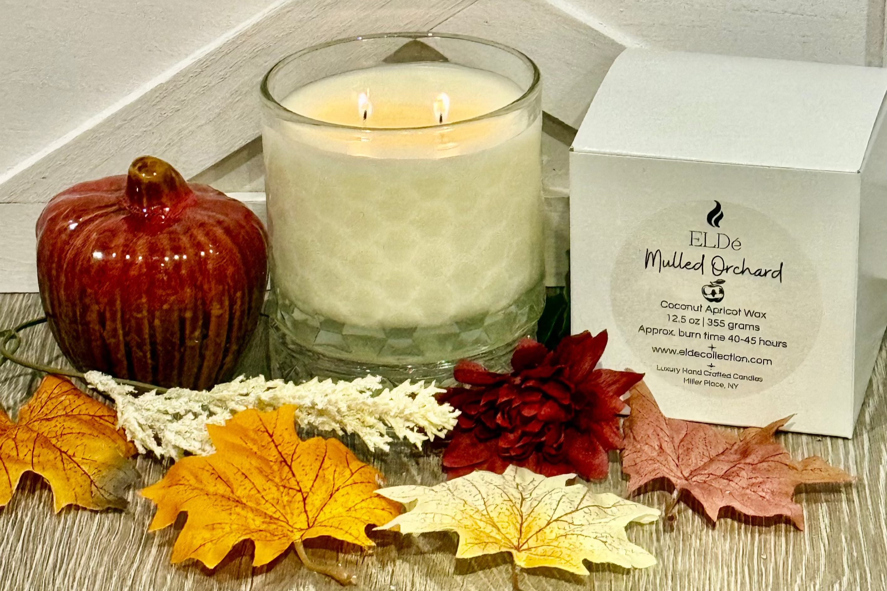 Mulled Orchard Candle beside an apple