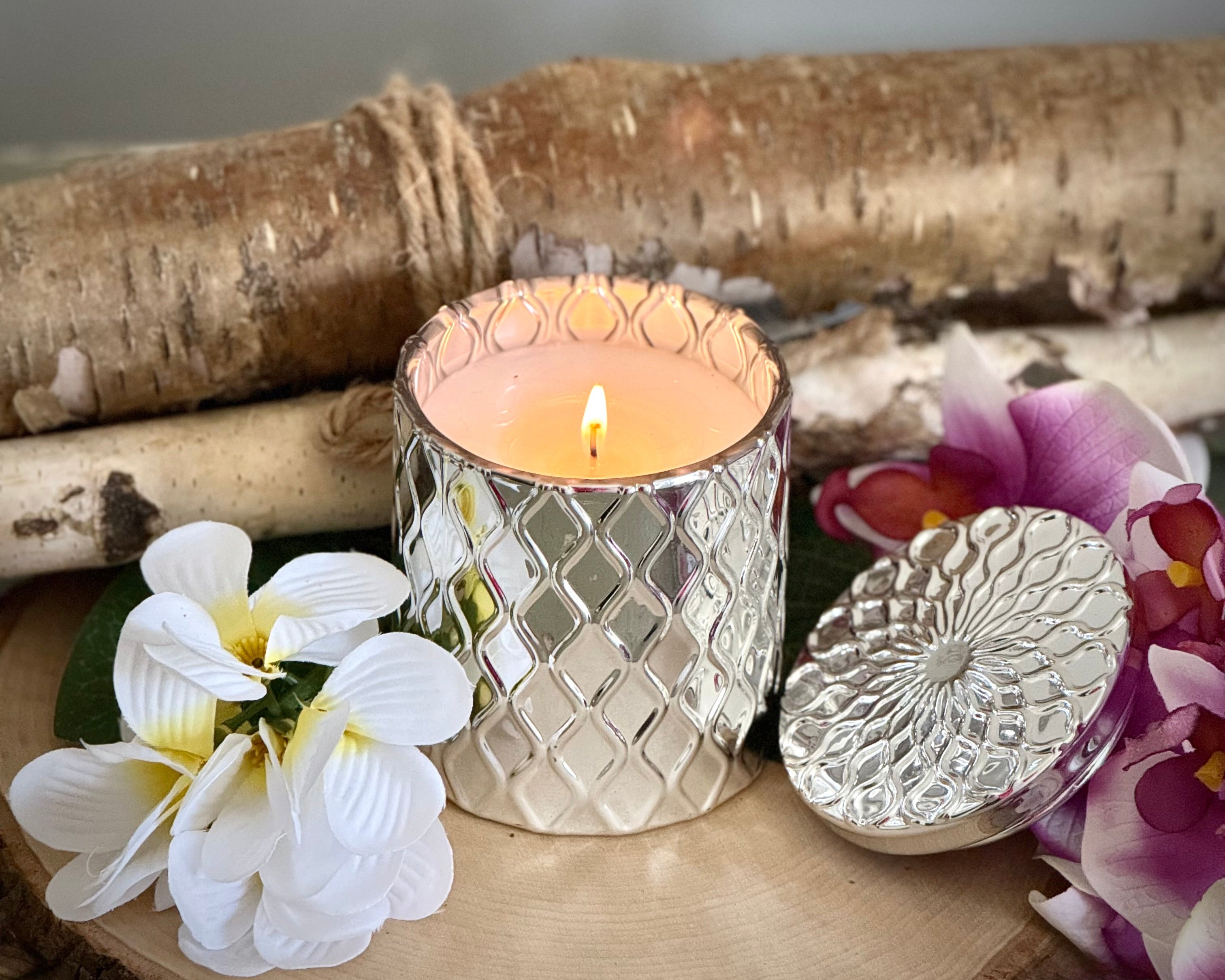 Silverscape Candle – Coastal Essence, front view, modern silver design