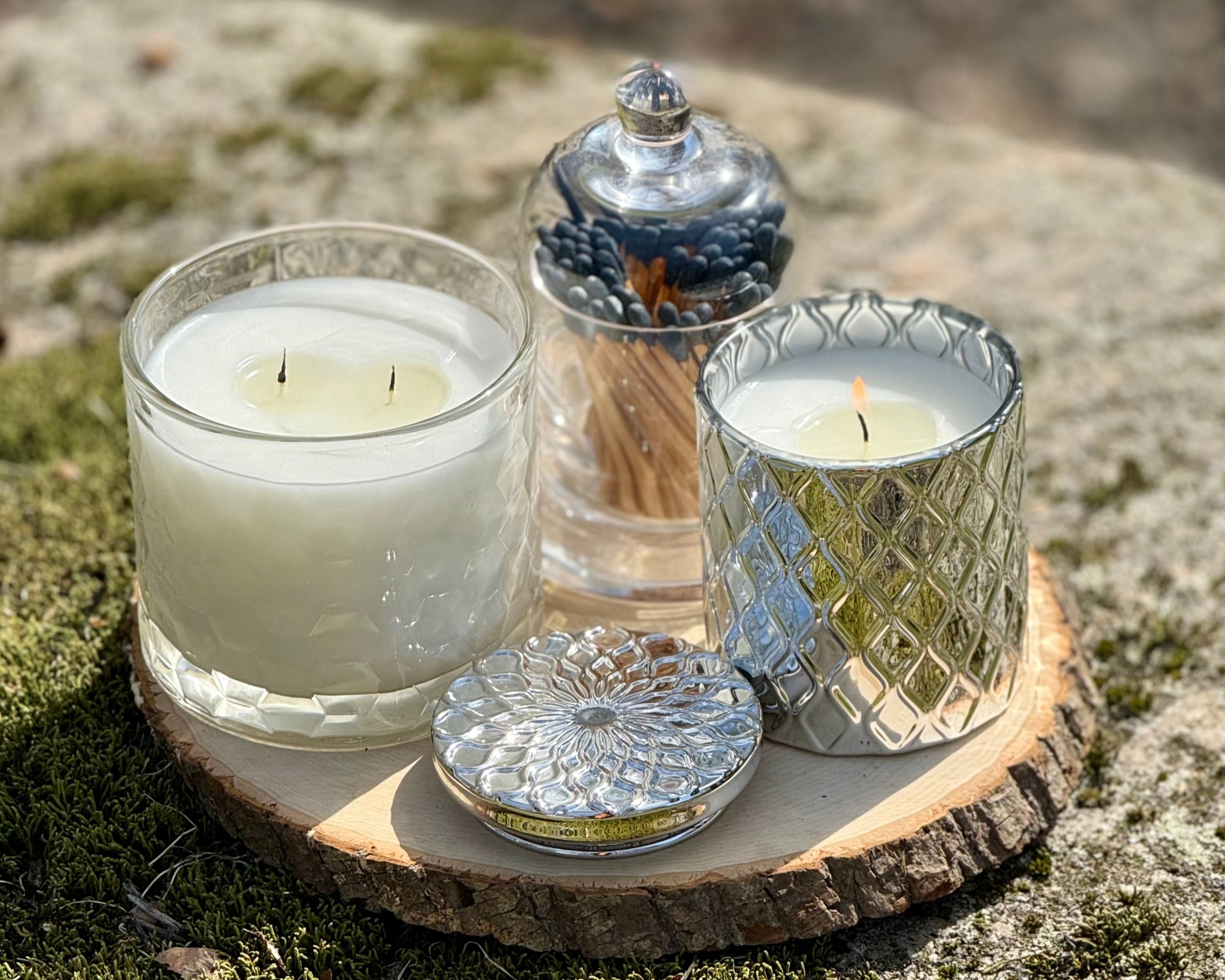 Silverscape Candle – Oakmoss & Amber Grove, side view