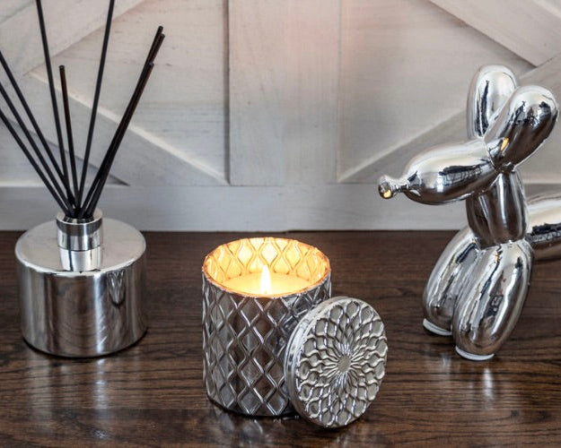 Silverscape Candle – Amber Coast, side view