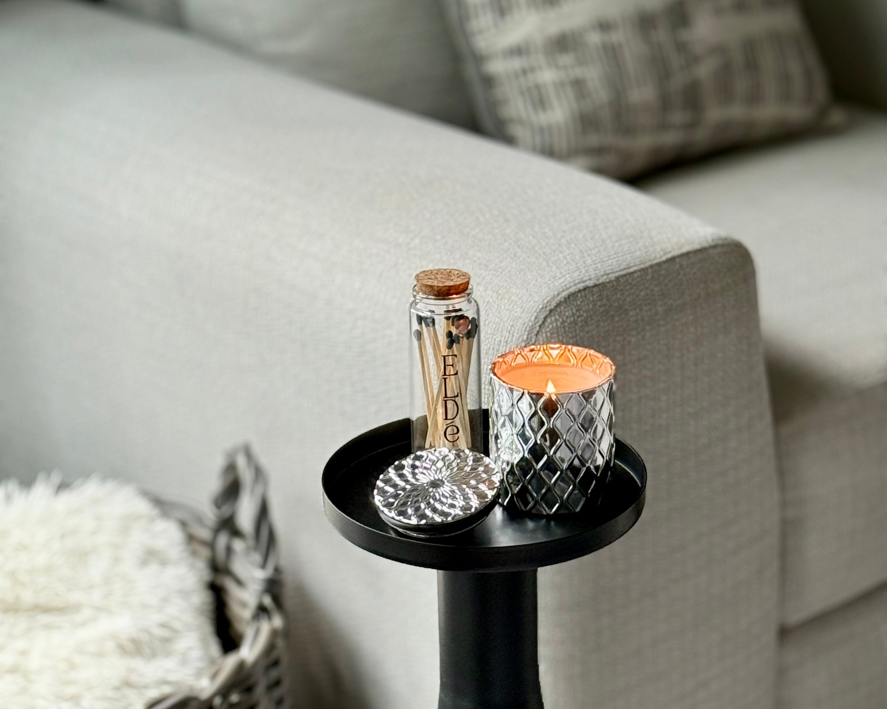 Silverscape Candle – front view, modern hexagon design