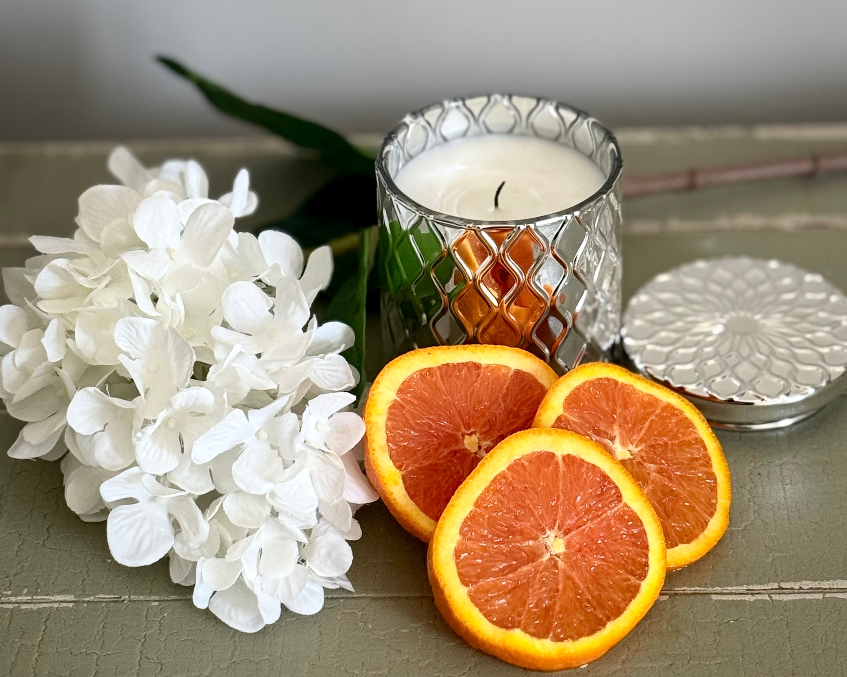 Silverscape Candle – Amalfi Neroli Breeze, front view, modern hexagon design