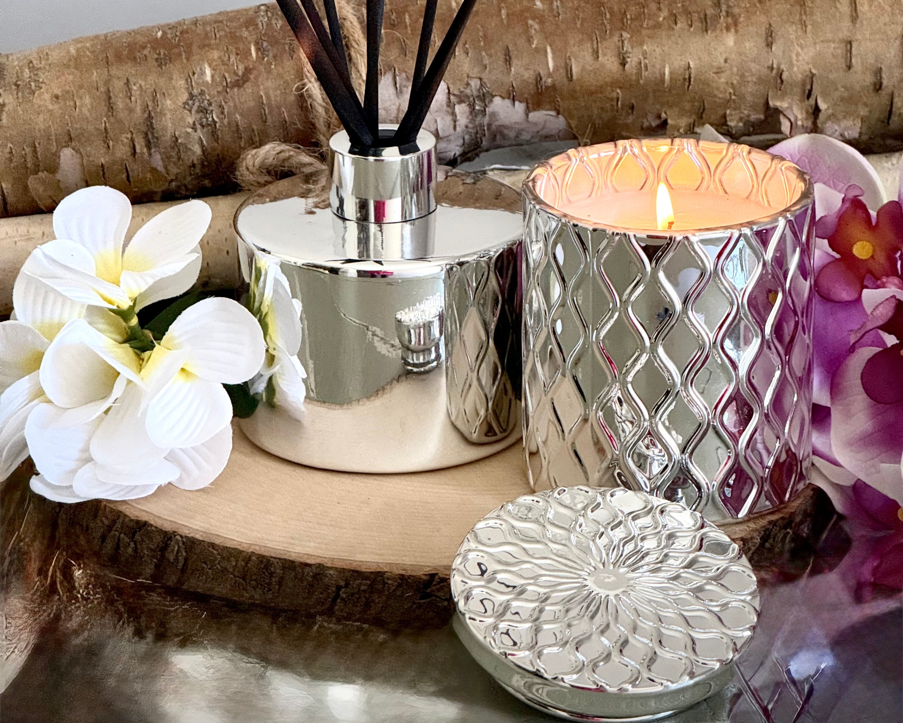 Silverscape Candle – Plumeria Whisper, front view, modern silver design