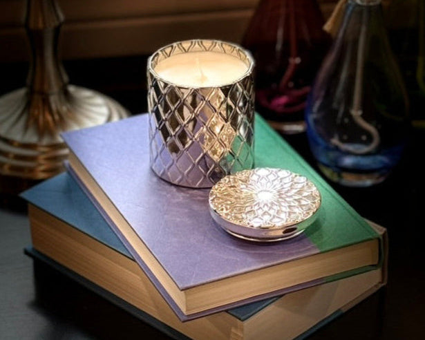 Silverscape Candle – side view showing hexagon facets