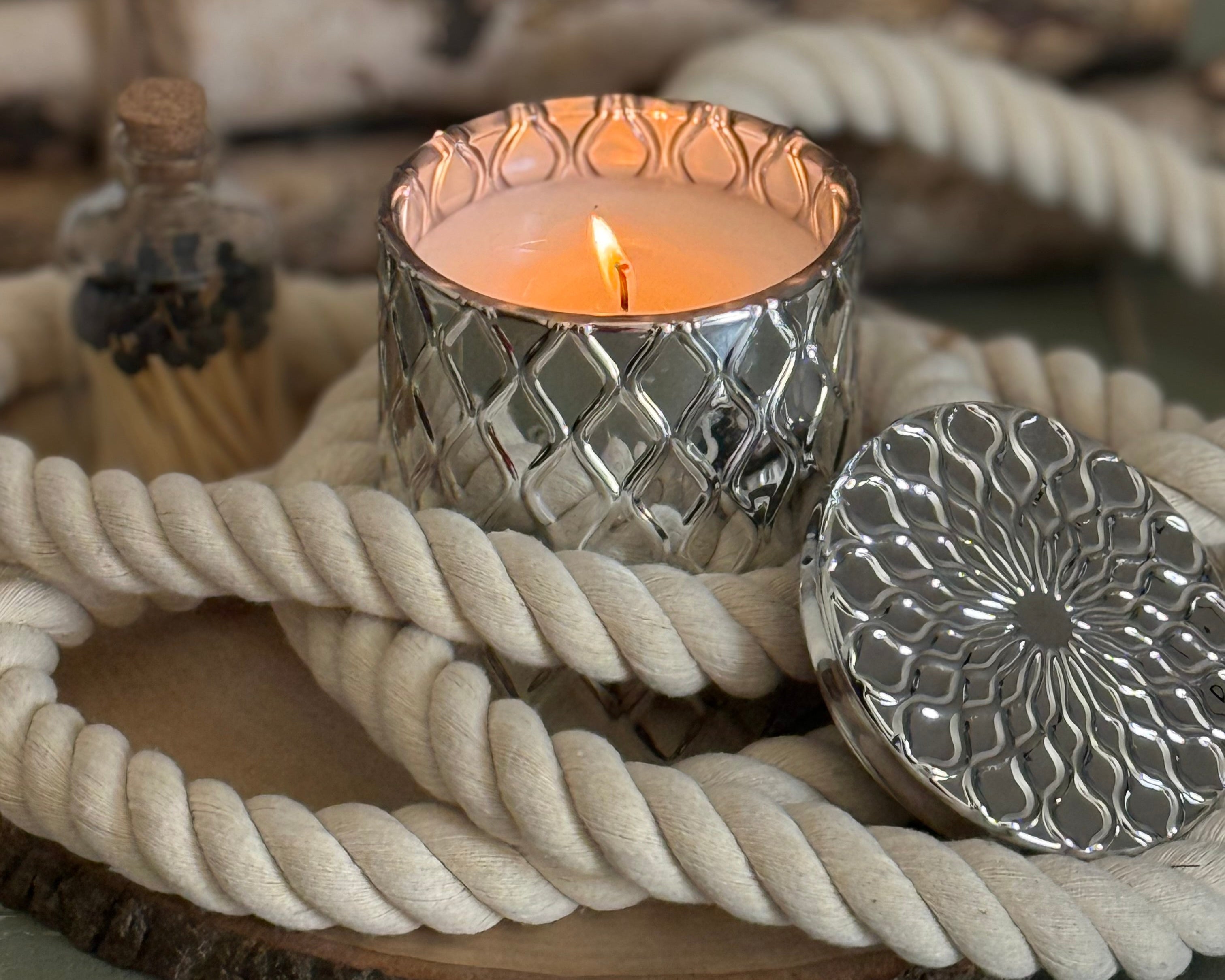 Silverscape Candle – Woodland & Mahogany Teak, front view, modern silver design